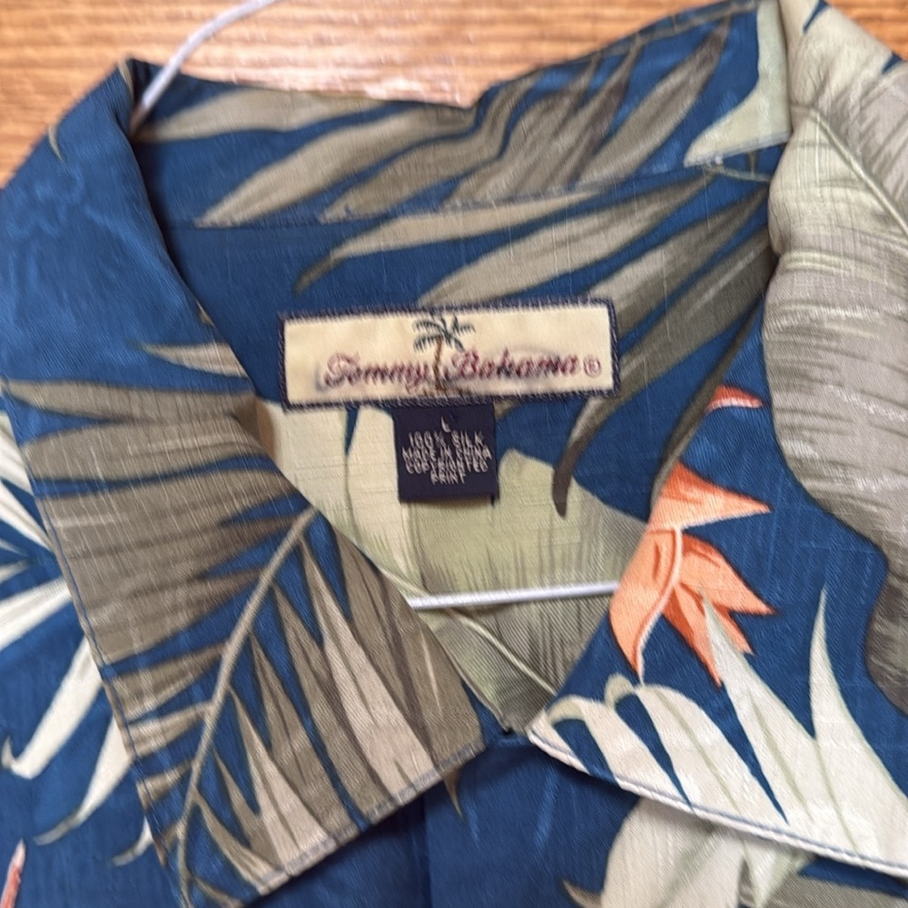 New Tommy Bahama Tropical Leaf Print Shirt - Blue, Green, Orange - Picture 2 of 3